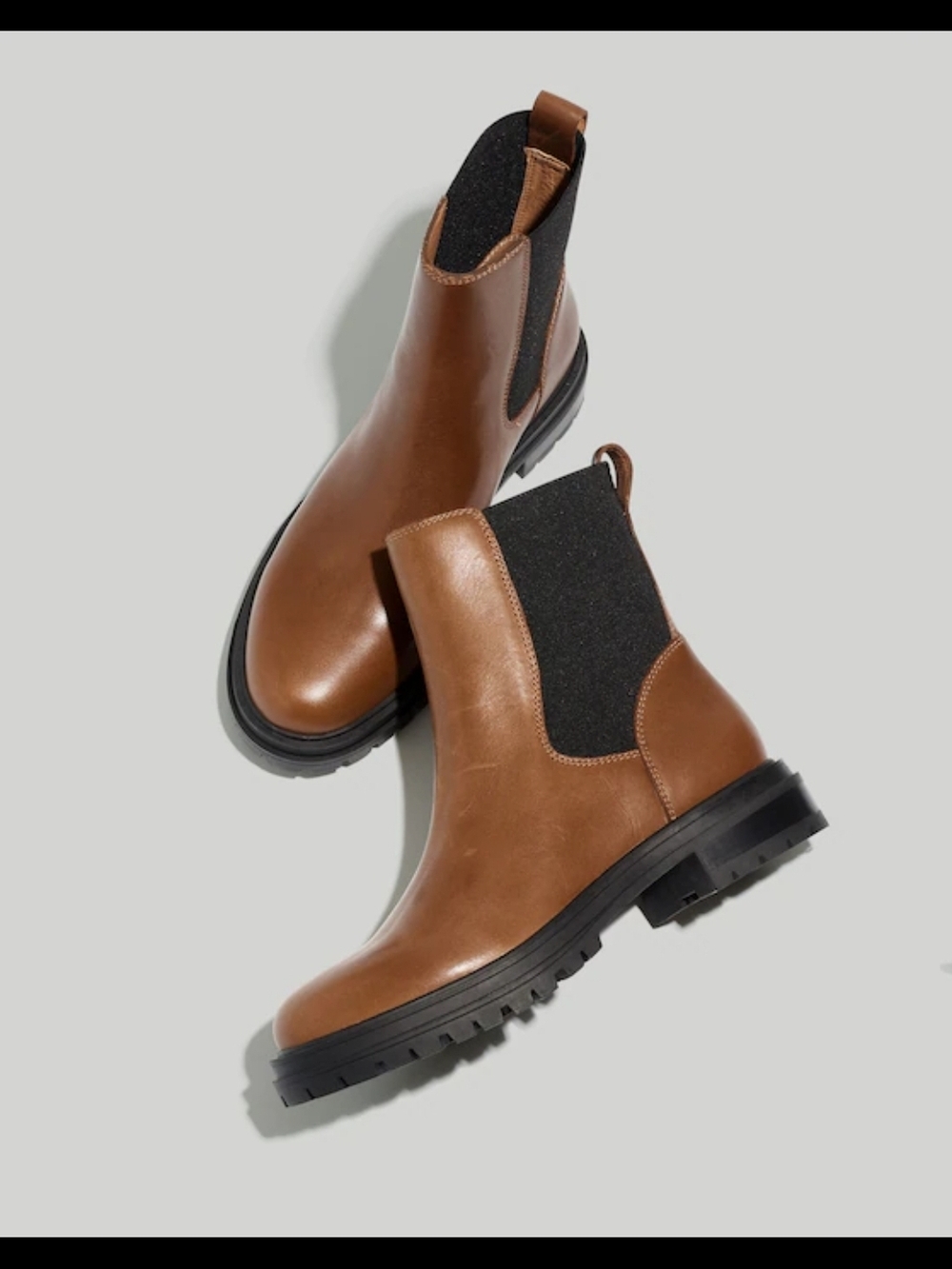 Madewell Leather Chelsea Lug Sole Boots with Black Elastic Panels Size 5.5